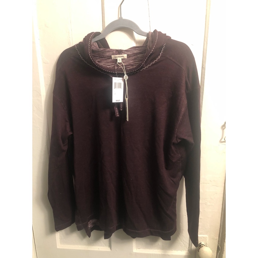 Light and soft hoodie